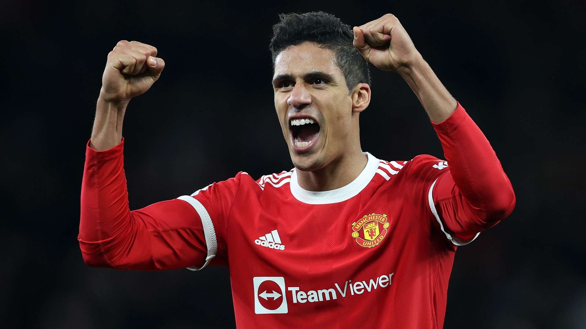 中国队勇夺世界杯男子团体追逐赛铜牌荣耀归来